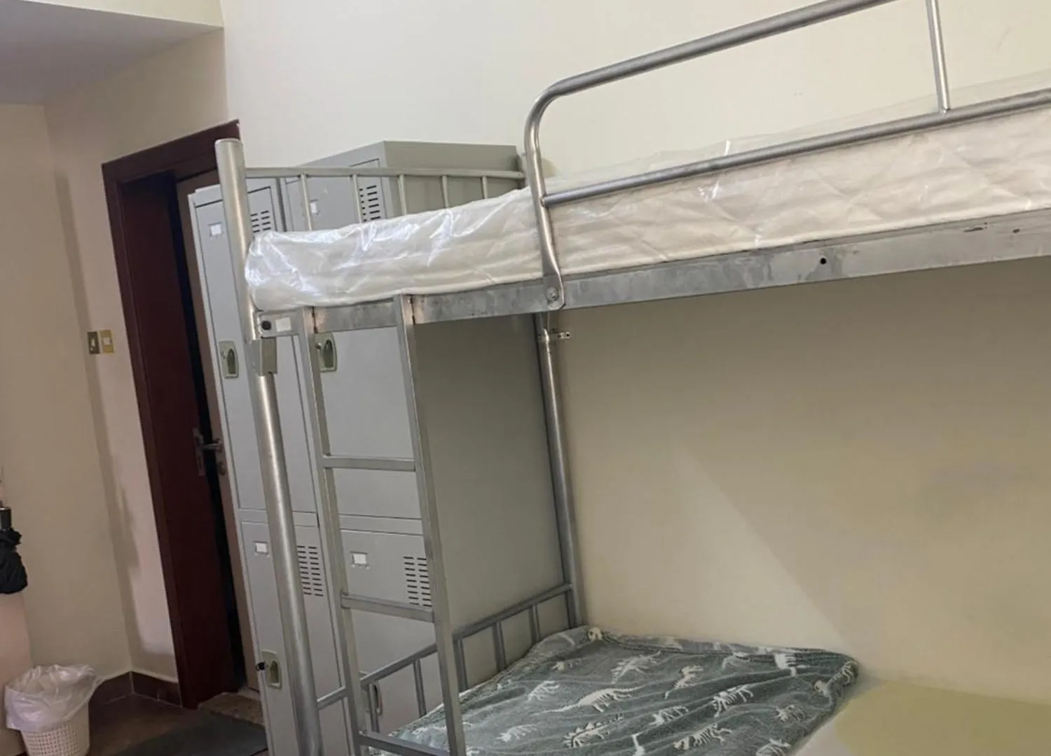 Sakhra Hostel